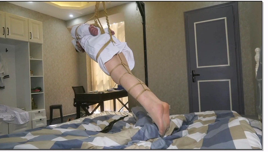SJSZ693-胜景影视 特殊医院之女神经病调教女M 下集 女护士被用犬缚，走绳，吊等各种捆绑拘